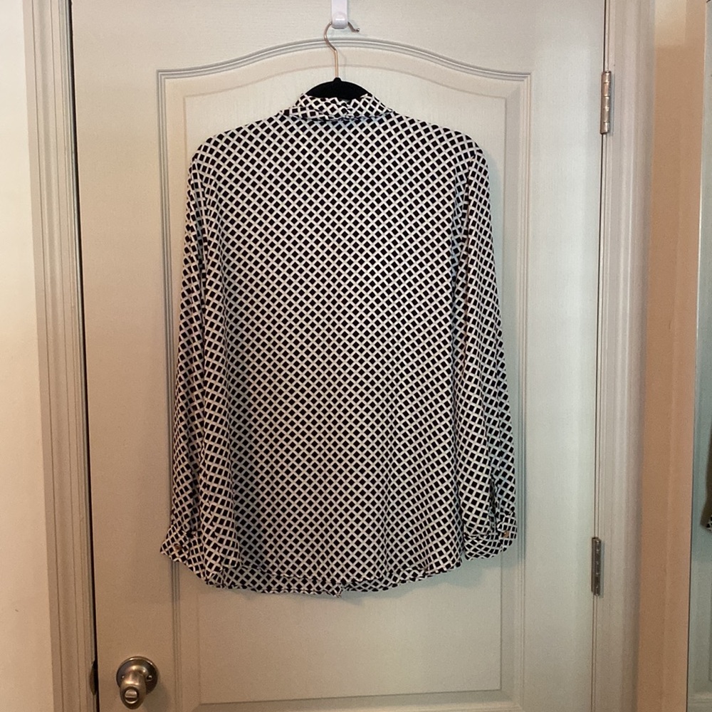 Ann Taylor Geometric Pattern Button Up Blouse - image 2